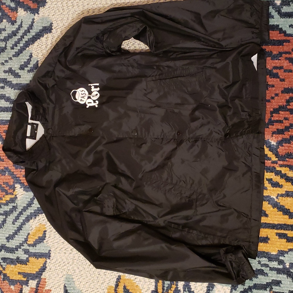 Passport coach jacket